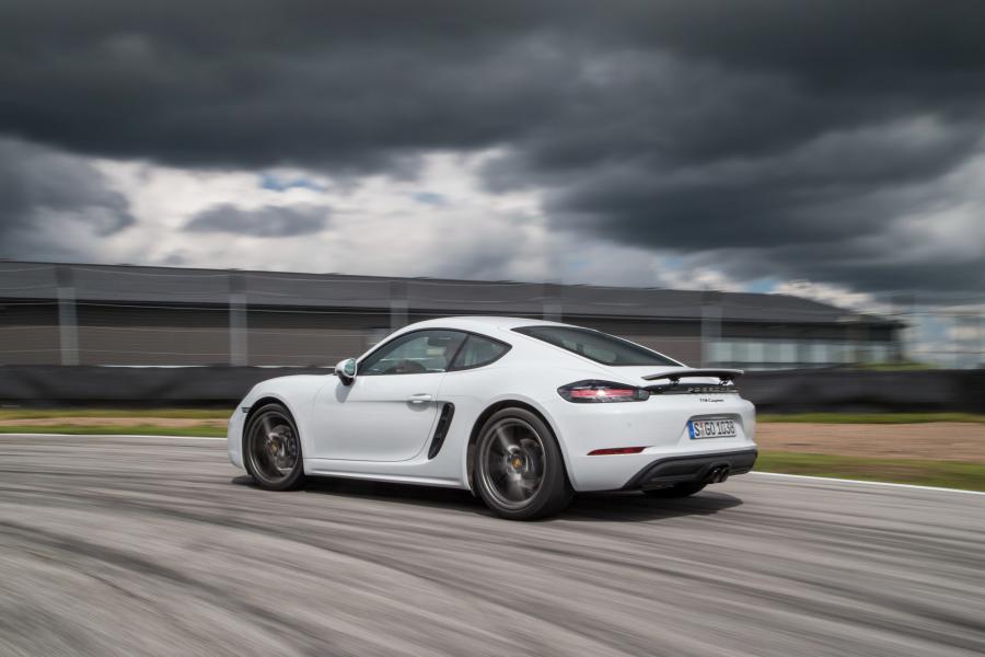  Porsche 718 Cayman 2016 года  (фото 7 из 33)